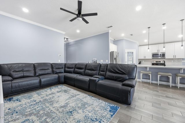 1720 EAGLE BRANCH Court, Fleming Island, FL 32003