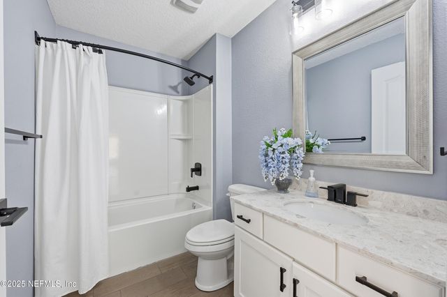 1720 EAGLE BRANCH Court, Fleming Island, FL 32003