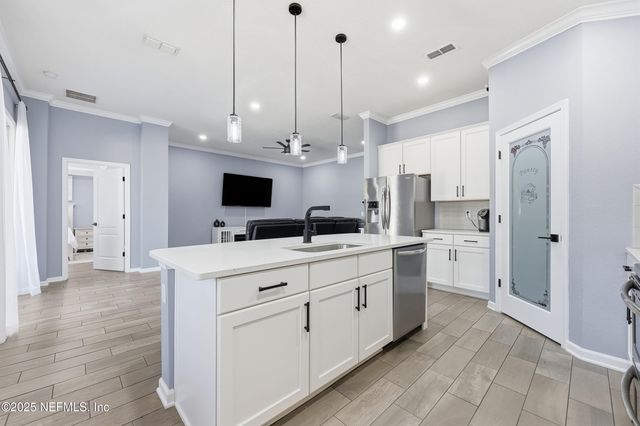 1720 EAGLE BRANCH Court, Fleming Island, FL 32003