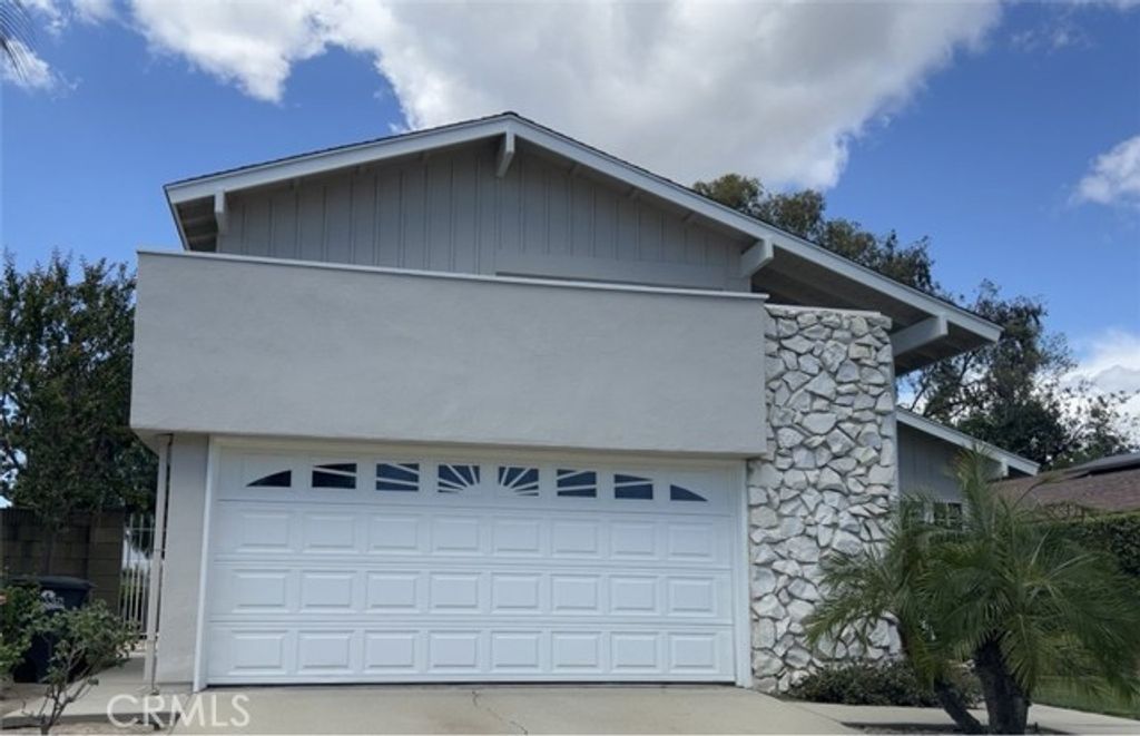 3631 Toland Ave, Los Alamitos, CA 90720