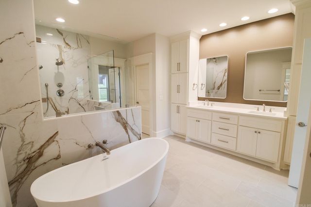 1645 Dolphin Drive, Conway, AR 72034