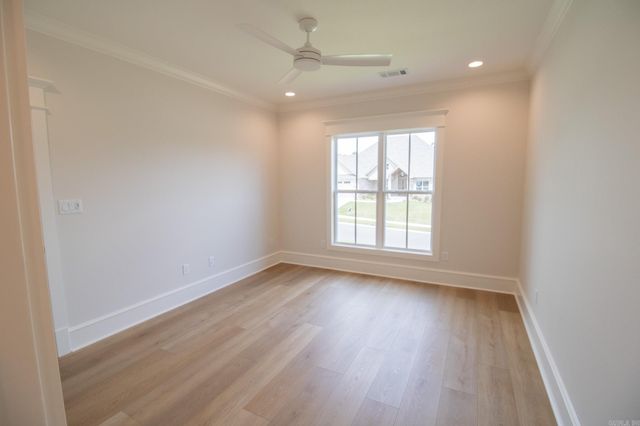 1645 Dolphin Drive, Conway, AR 72034