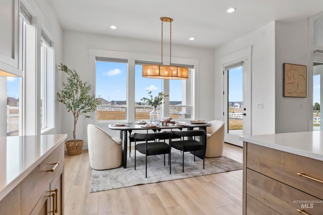 8835 Double Shot Hollow Ln, Middleton, ID 83644