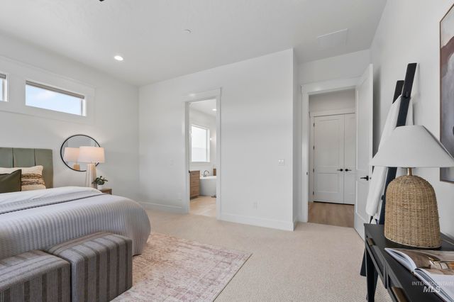 8835 Double Shot Hollow Ln, Middleton, ID 83644