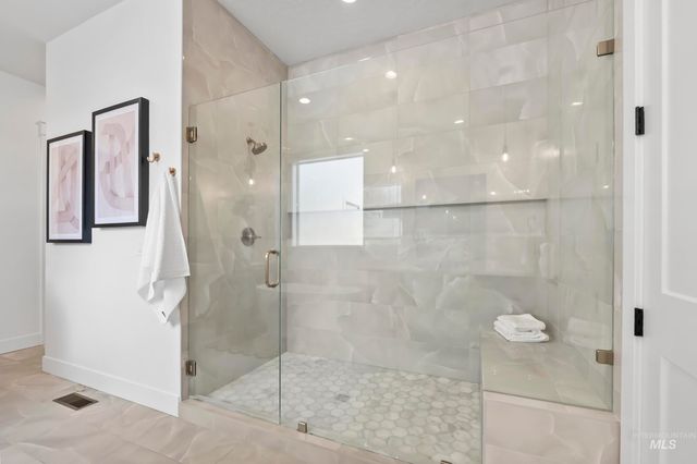 8835 Double Shot Hollow Ln, Middleton, ID 83644