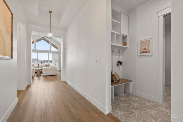 8835 Double Shot Hollow Ln, Middleton, ID 83644