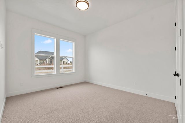 8835 Double Shot Hollow Ln, Middleton, ID 83644