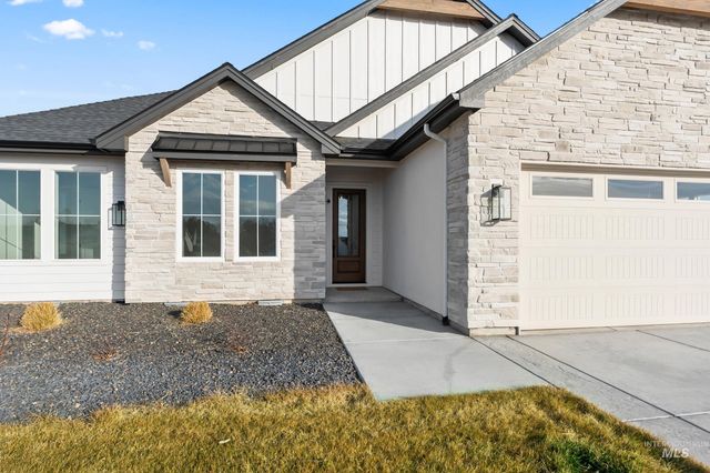 8835 Double Shot Hollow Ln, Middleton, ID 83644