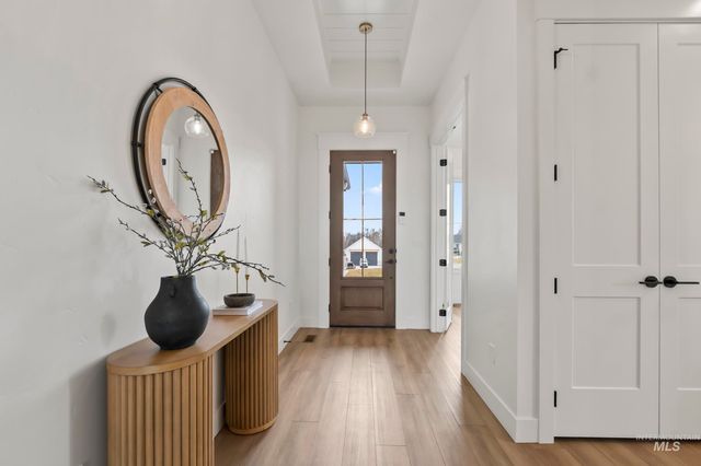 8835 Double Shot Hollow Ln, Middleton, ID 83644