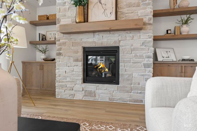 8835 Double Shot Hollow Ln, Middleton, ID 83644