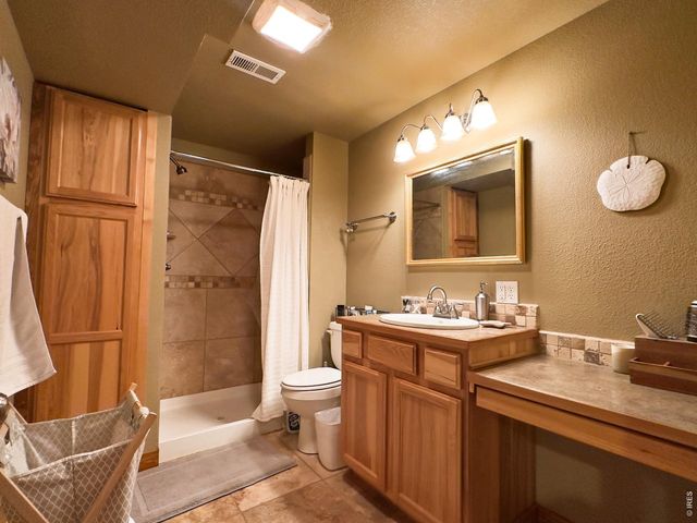 4133 Center Gate Ct, Fort Collins, CO 80526