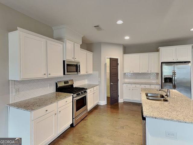 1590 Kamp Springs Avenue, Lawrenceville, GA 30045
