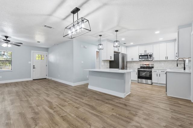 341 Alabama Ave, Palatka, FL 32177