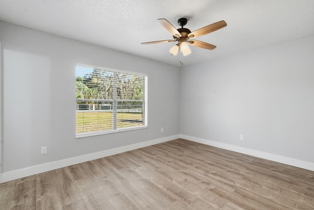 341 Alabama Ave, Palatka, FL 32177