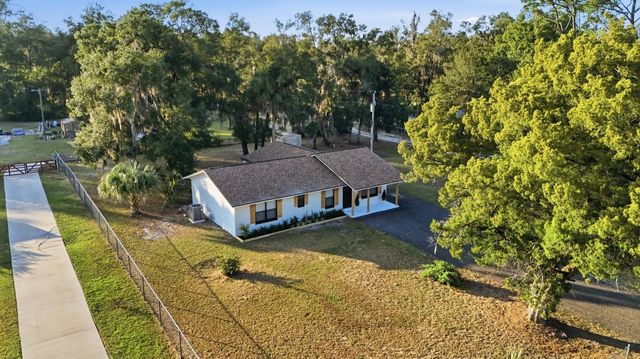 341 Alabama Ave, Palatka, FL 32177