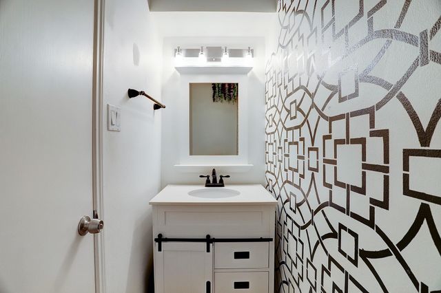 12523 Briar Forest Drive, Houston, TX 77077