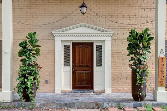 12523 Briar Forest Drive, Houston, TX 77077