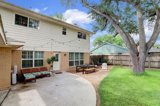 12523 Briar Forest Drive, Houston, TX 77077