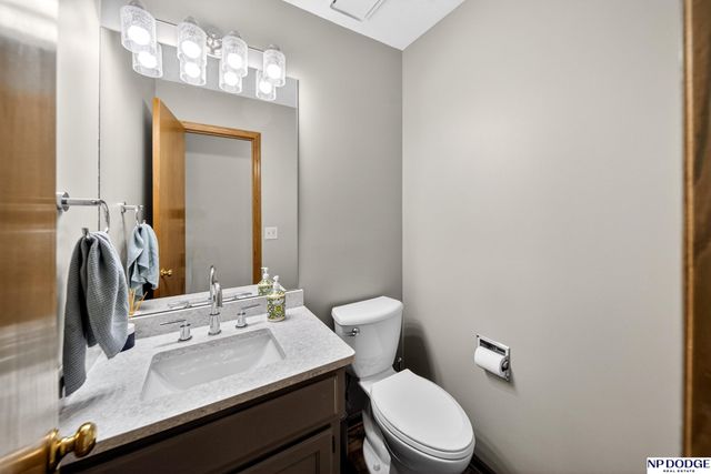 16116 Davenport Street, Omaha, NE 68118