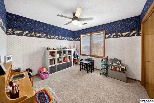 16116 Davenport Street, Omaha, NE 68118