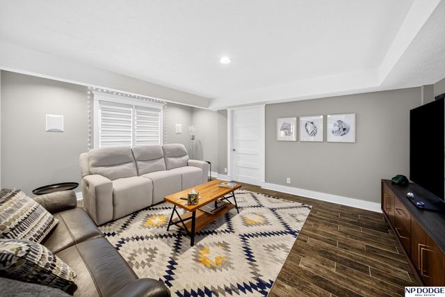 16116 Davenport Street, Omaha, NE 68118