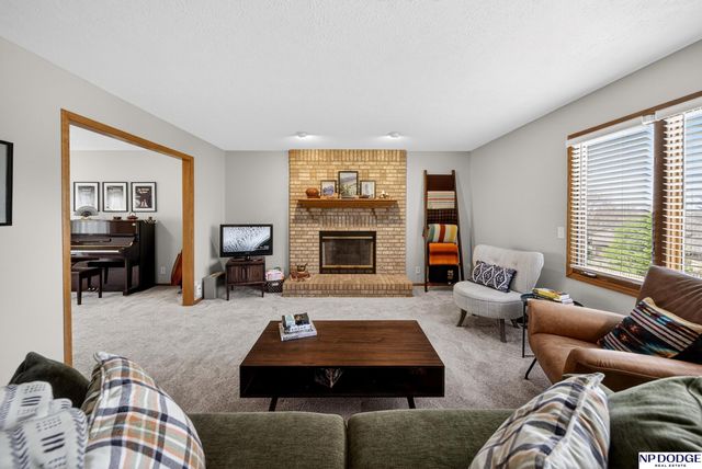 16116 Davenport Street, Omaha, NE 68118