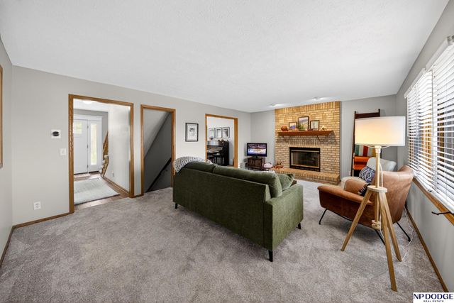 16116 Davenport Street, Omaha, NE 68118