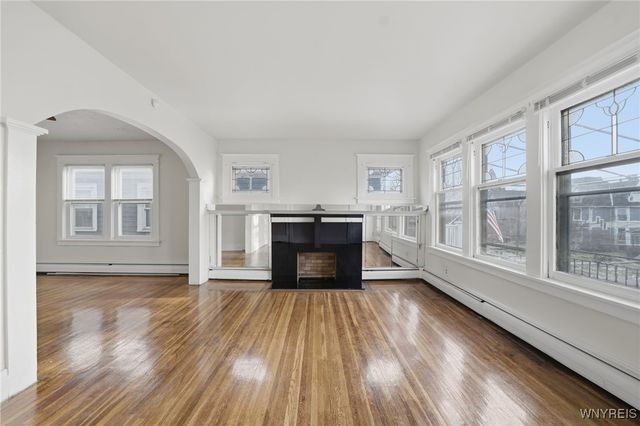 691 Columbus Parkway, Buffalo, NY 14213