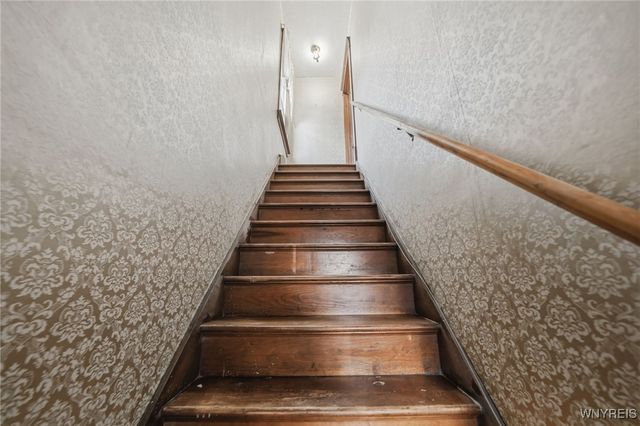 691 Columbus Parkway, Buffalo, NY 14213