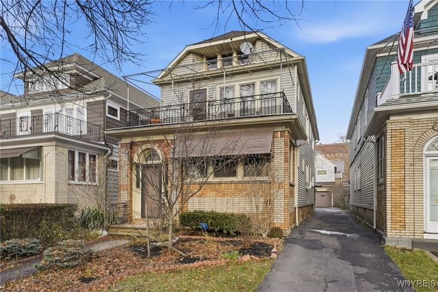 691 Columbus Parkway, Buffalo, NY 14213