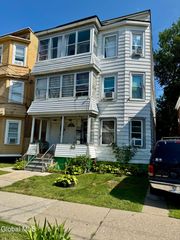 921 Bridge Street, Schenectady, NY 12303