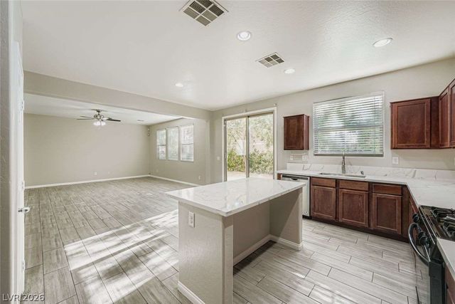 371 Botanic Gardens Drive, Las Vegas, NV 89148