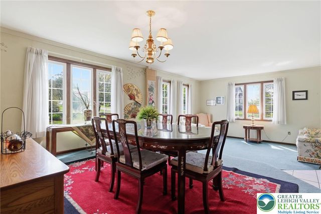 1011 Johnston Drive, Bethlehem Twp, PA 18017