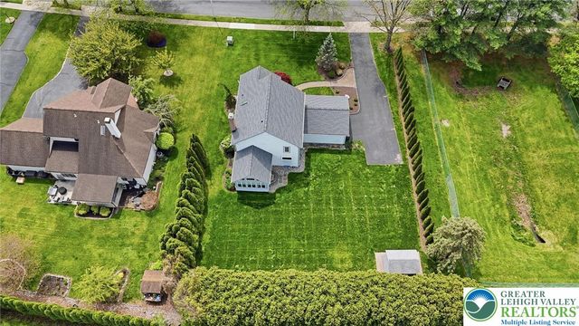 1011 Johnston Drive, Bethlehem Twp, PA 18017