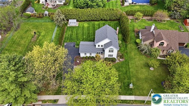 1011 Johnston Drive, Bethlehem Twp, PA 18017