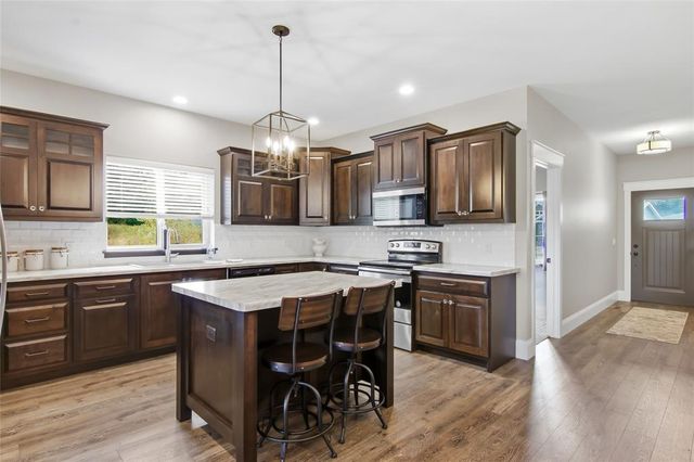 1308 St Andrews Drive, Altoona, WI 54720
