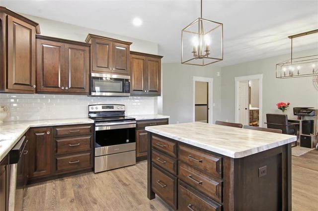 1308 St Andrews Drive, Altoona, WI 54720
