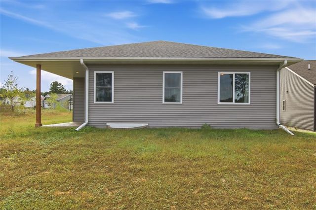 1308 St Andrews Drive, Altoona, WI 54720