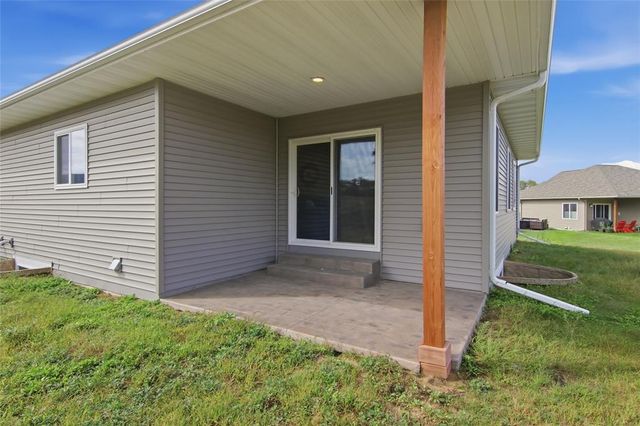 1308 St Andrews Drive, Altoona, WI 54720