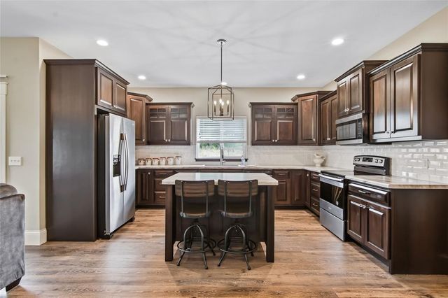 1308 St Andrews Drive, Altoona, WI 54720