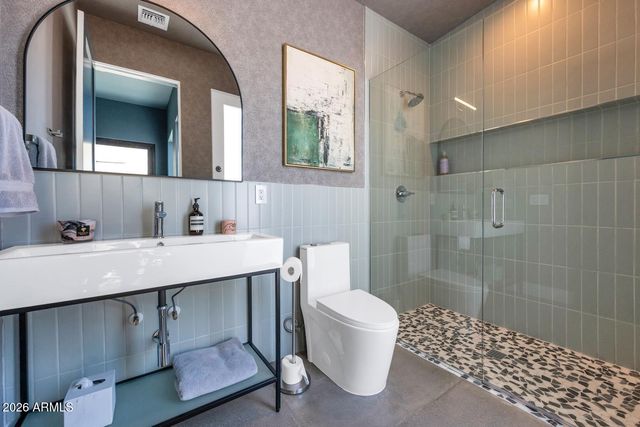 75 E Griswold Road, Phoenix, AZ 85020