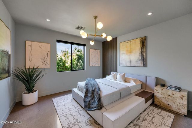 75 E Griswold Road, Phoenix, AZ 85020