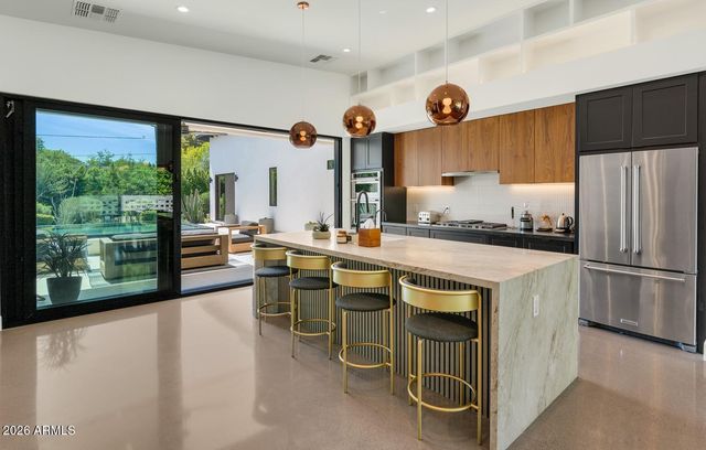 75 E Griswold Road, Phoenix, AZ 85020
