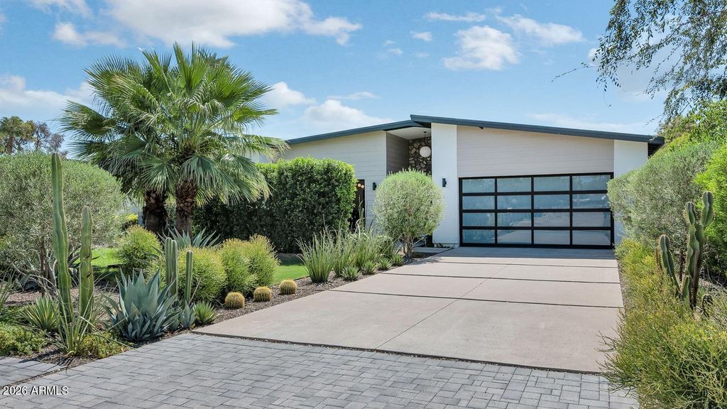 75 E Griswold Road, Phoenix, AZ 85020