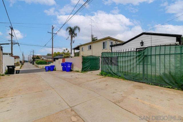 2888 Ocean View, San Diego, CA 92113