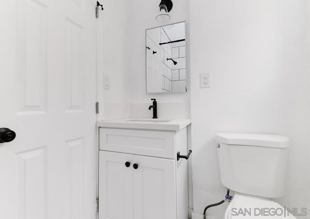 2888 Ocean View, San Diego, CA 92113