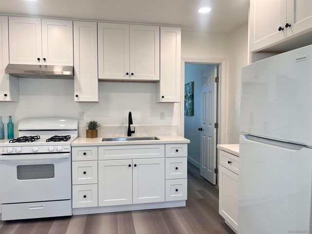 2888 Ocean View, San Diego, CA 92113