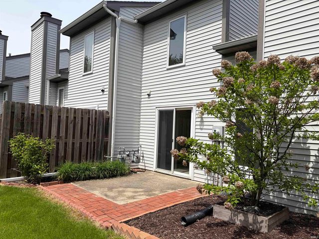 7023 Thamesford Drive, Fort Wayne, IN 46835