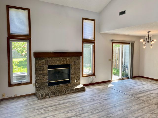 7023 Thamesford Drive, Fort Wayne, IN 46835