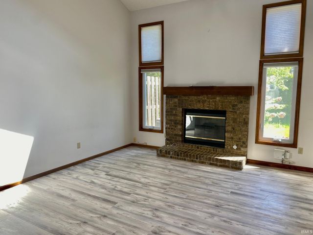 7023 Thamesford Drive, Fort Wayne, IN 46835
